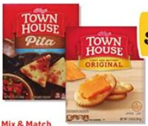 Kellogg's Town House or Toasteds Crackers
